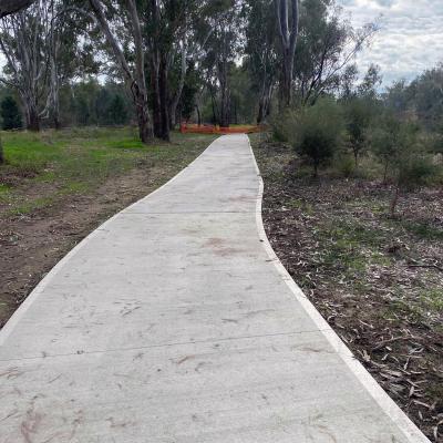Corowa Lagoon Walking Train  - Enviro Culture Albury